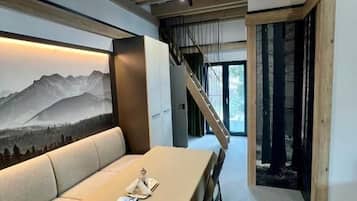 Apartamento Deluxe, balcón, vistas a la montaña | Interior