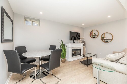 Stylish Ottawa 1BR Retreat | Quiet, Private, Minutes to Downtown