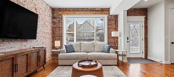 Heartland Haven Brownstone / Brick Charm - Midtown