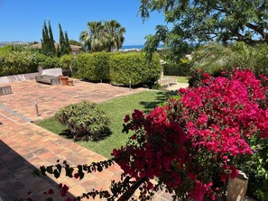 Property grounds - Top familievilla op fijne plek in Javea (VC)