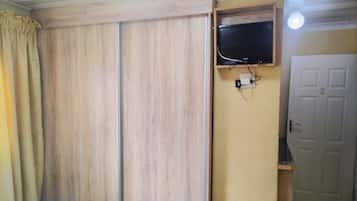 Deluxe Double or Twin Room, Mountain View | Free WiFi