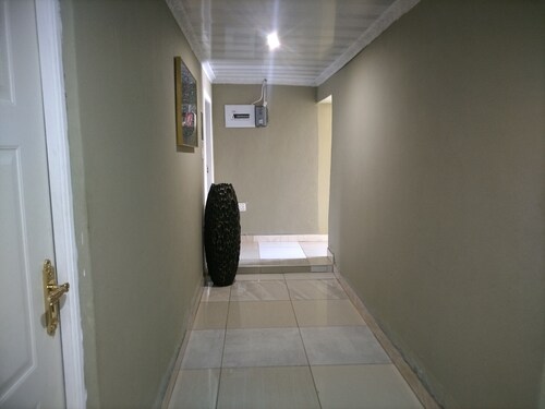 Lethabo Mountain View Guest House Cheap 