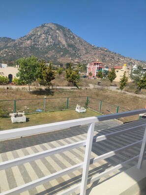 Terrace/patio - Nandi - Holiday home stays - Unit 1 (Muddenahalli)
