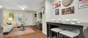 Hillside Home on the KY Bourbon Trail Sleeps 6