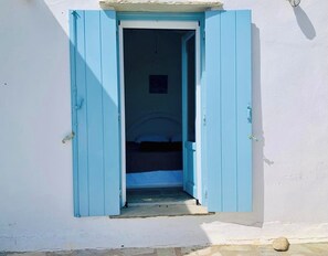 Exterior detail - Cycladic house & garden / beautiful view / close to the sea (Lichnaftia - Dyo Choria)