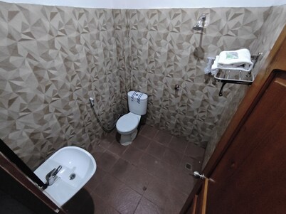 ACO BORNEO HOTEL