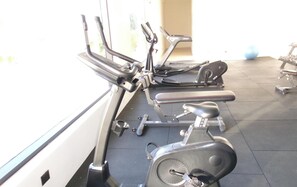 Fitness facility - Tranquil apartment with AC in vibrant Bavaro perfect for relaxing (bavaro)