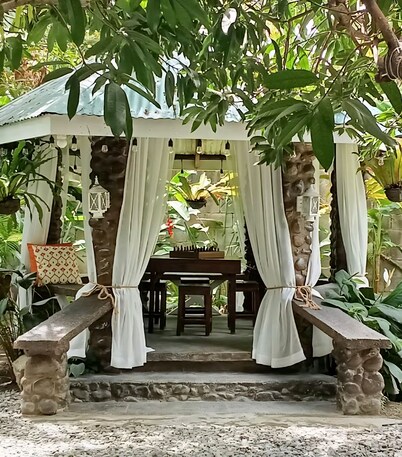 Private Pool Villa in Bataan
Casa Lily Tropical Staycation Near Manila