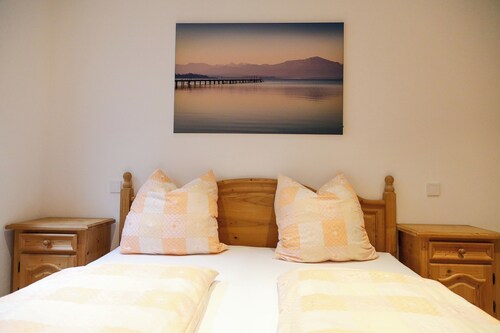 Kleine gemütliche Kellergeschoss-Wohnung im Chiemgau