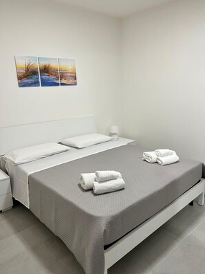 Room - VACATION HOME SEA BREEZE (Casalabate)