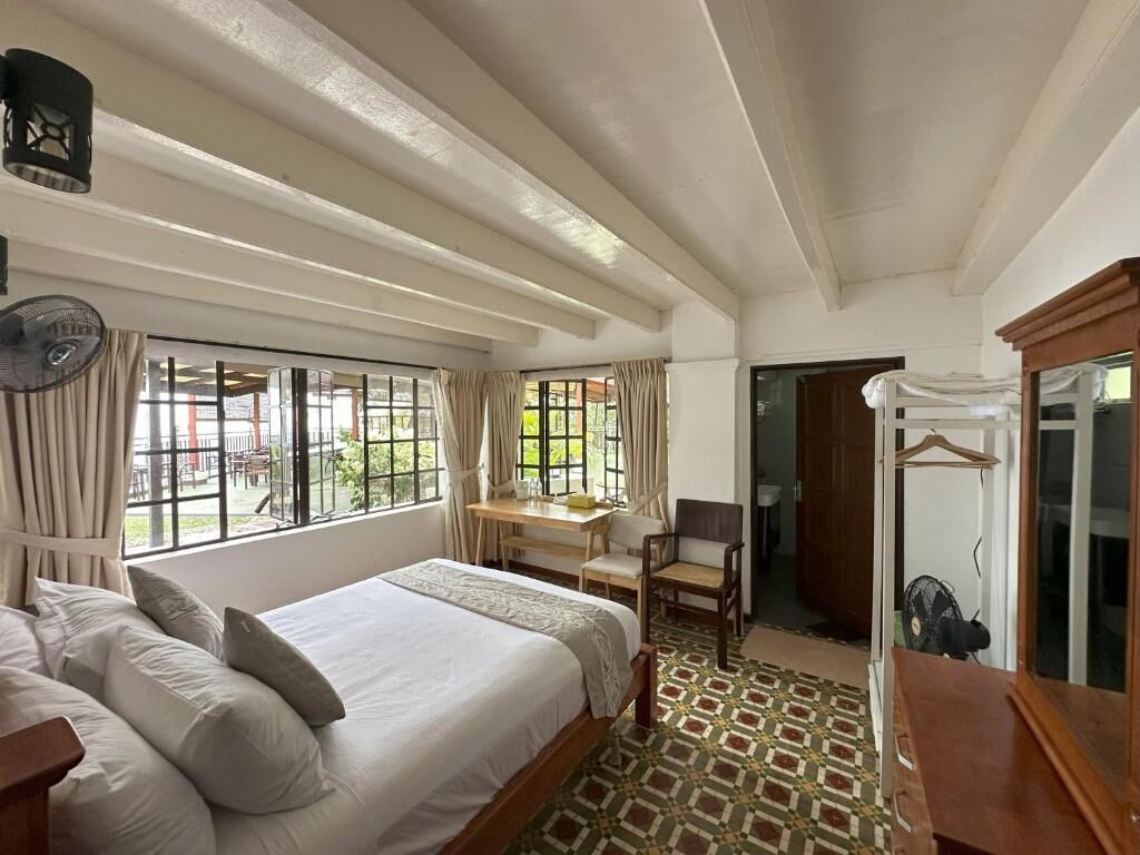 Deluxe Double Room, Patio, City View