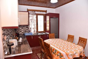 Dining -  Elegant Accommodations (Berat)