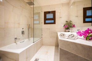Dusche, Haartrockner