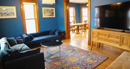 4BR Pepin Home for 10! 1 Block from Lake Pepin & Dog‑Friendly