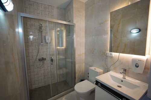 Delightful 1-bedroom bed & breakfast with AC in Denizli