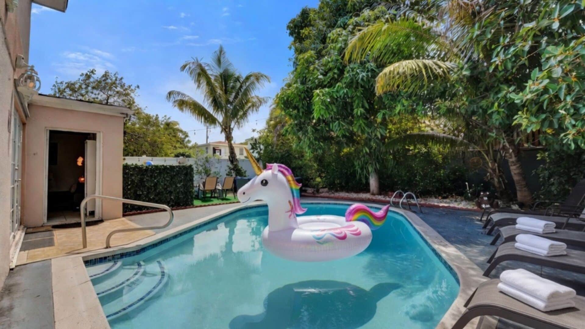 Outdoor pool, a heated pool