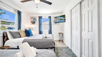 4 bedrooms, desk, iron/ironing board, free WiFi