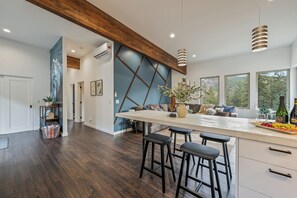 Bar (in der Unterkunft)