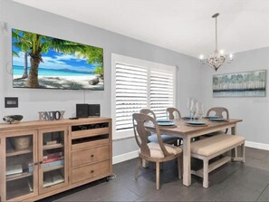 Dining - Private Pool Retreat Near New Smyrna Beach (New Smyrna Beach)