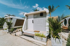 Exterior detail - Sea Sand See Sky Beach Front Resort (Thep Krasattri)