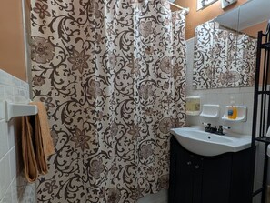 Hair dryer - Downtown Atlanta 3BR Condo • Near Stadium & Arena (Atlanta)