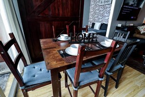 Dining - Luxury 3BR w/ Kings in DTWN (Atlanta)
