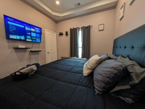 4 chambres, fer et planche à repasser, Wi-Fi, draps fournis
