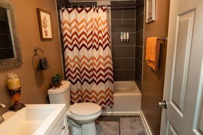 Hair dryer - Stylish 4BR Haven Near AUC and Downtown ATL (Atlanta)