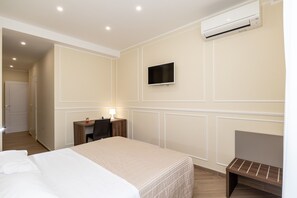 1 bedroom, iron/ironing board, free WiFi, bed sheets - Scaligero Rooms Ida - Tosca - Rigoletto (Verona)