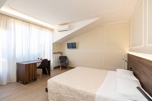 1 bedroom, iron/ironing board, free WiFi, bed sheets - Scaligero Rooms Romeo (Verona)