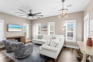 TV - The Sandtrap - 30A!, Complimentary Bikes, Walk to the Beach! (Santa Rosa Beach)