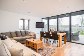 Smart TV, offices