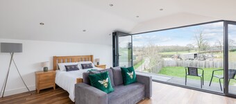 Beautiful Eco Barn - sleeping 10