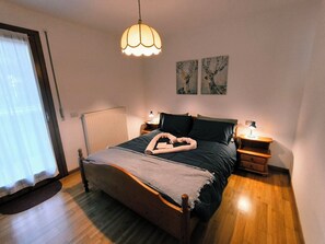 Room - Vrbo Property (Roana)