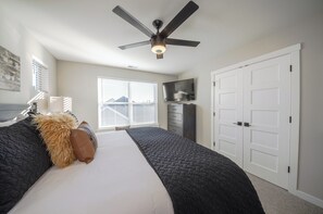 Room - May The Beach Be With You - Oyhut Bay Seaside Resort (Ocean Shores)