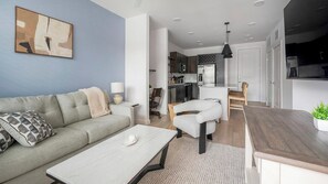 Smart TV - Landing | Amazing 1BD, Gym, Clubhouse (Little Rock)
