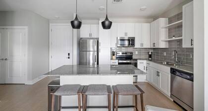 Landing | Incredible 2BD, Courtyard, Gym