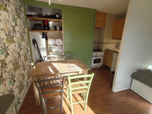 Dining - Mountain Retreat: Apartment Right by the Ski Lifts (Les Deux Alpes)