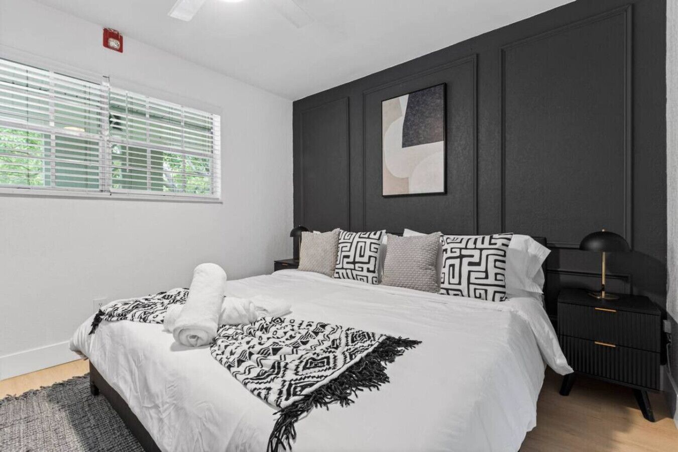 1 bedroom, desk, iron/ironing board, WiFi