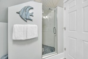 Shower, hair dryer, towels, soap - Casa Ventana at Blue Mountain Beach (Santa Rosa Beach)