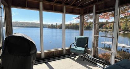 Cozy Lake Cottage on Coldstream