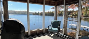 Cozy Lake Cottage on Coldstream
