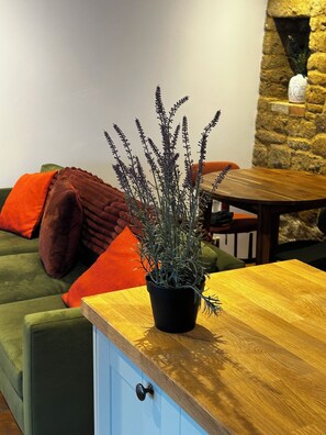 Interior - The Little House Annex – A Peaceful Countryside Stay in Beautiful Shotteswell. (Shotteswell)