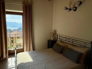 2 chambres, fer et planche à repasser, Wi-Fi, literie fournie