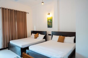 Quadruple Room - Ruhunu Holiday Inn (Kataragama)