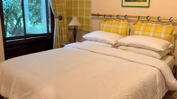 4 chambres, fer et planche Ă repasser, Wi-Fi, draps fournis
