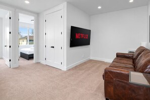 3 Schlafzimmer, Bügeleisen/Bügelbrett, WLAN, Bettwäsche