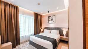 2 bedrooms, iron/ironing board, WiFi, bed sheets - Two-Bedroom, Holiday Home, Downtown (Abu Dhabi)