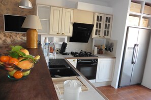 Private kitchen - Can fonoll: beautiful townhouse in Búger - Mallorca (Búger)