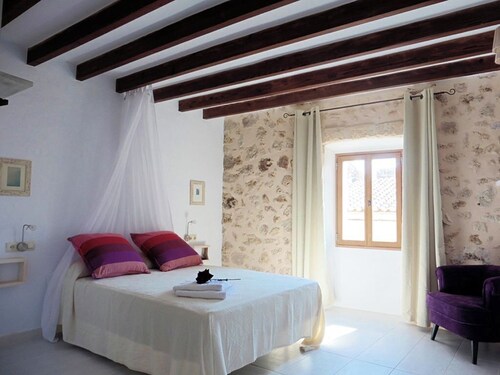 Can fonoll: beautiful townhouse in Búger - Mallorca